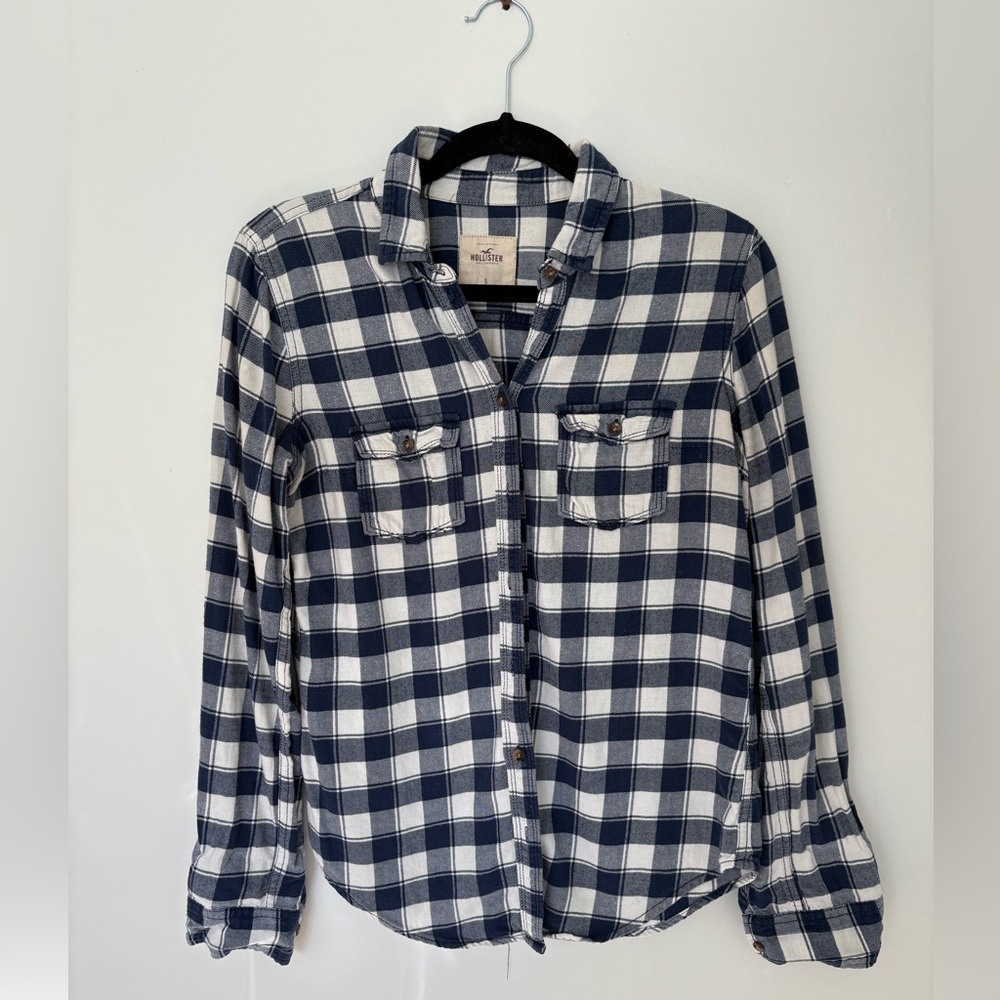 HOLLISTER Navy Blue White Plaid Flannel Button Down Shirt Size Small Cozy 90s - Picture 2 of 6